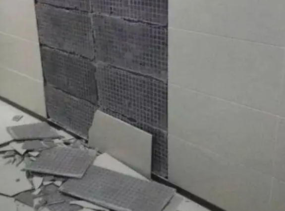 邹平瓷砖空鼓维修公司分享下邹平墙砖松动维修的知识